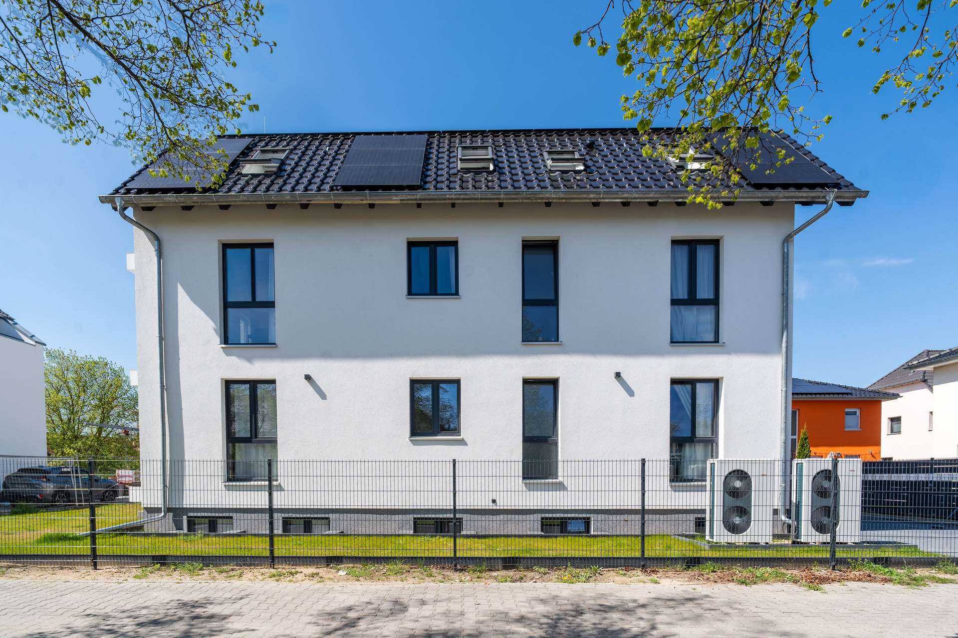 Hausansicht längs