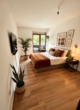 Top 2-Zimmer-Sonnenwohnung mit eigenem Stellplatz im zentralen Lichtenrade - Schlafzimmer möbliert