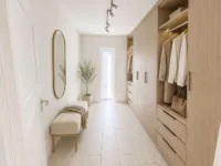 Ankleidezimmer OG