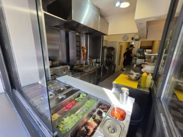Umsatzstarker Imbiss in Triple AAA Lage von Charlottenburg mit sehr großer Laufkundschaft, 10627 Berlin, Gastronomie