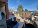 Ihr Traum-Einfamilienhaus mit 3-Familienhaus Charakter, 238qm Wfl., 40qm Sonnenterrasse, top Zustand - Große Terrasse im Erdgeschoss