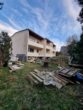 Entkerntes 8-Familien-Wohnhaus in grüner Wohnlage - Hausansicht Rückseite