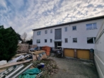 Entkerntes 8-Familien-Wohnhaus in grüner Wohnlage - Hausansicht Frontseite Front